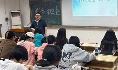 善積微芒，造炬成陽——2022級寢室長大會成功召開