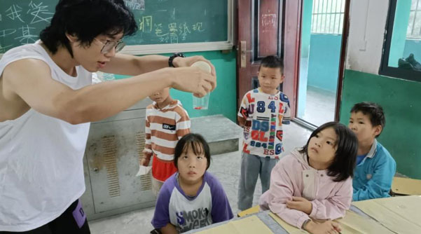 守護(hù)朝陽(yáng)，助力成長(zhǎng)|長(zhǎng)安大學(xué)筑夢(mèng)黔行暑期社會(huì)實(shí)踐隊(duì)開(kāi)