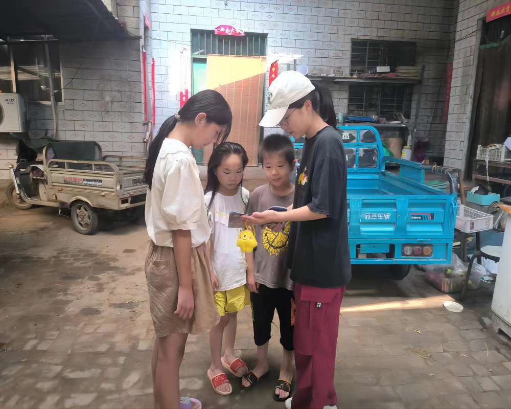 普法實踐在路上，法治偕行護成長