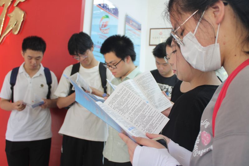 福建農(nóng)林大學(xué)“知行合一，踐悟思想”實踐隊 探訪福州市倉山區(qū)法律援助中心