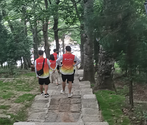 邵陽學(xué)子三下鄉(xiāng)：深入花瑤古寨，實地走訪調(diào)研