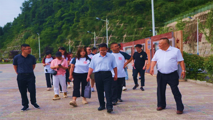 情系高原沃土，躬耕育人初心