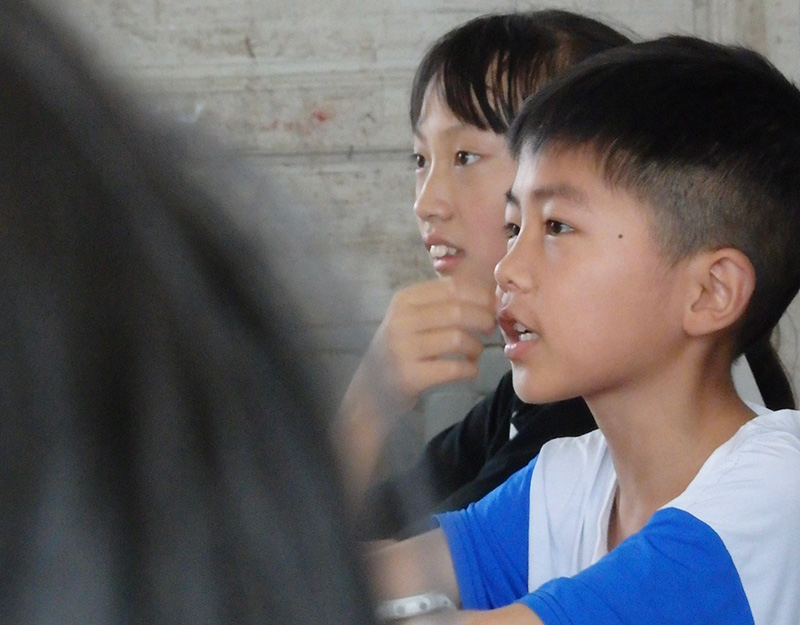 南財學子三下鄉(xiāng)：螢火微光，融情劉李