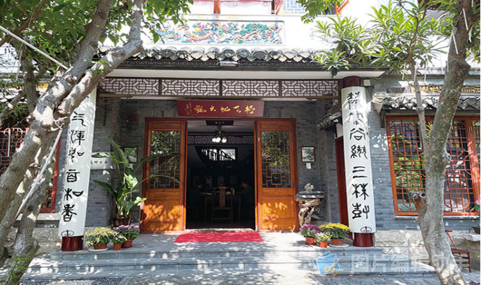 南財學(xué)子三下鄉(xiāng) 悠悠文墨貫古今，雅韻梅園香如故