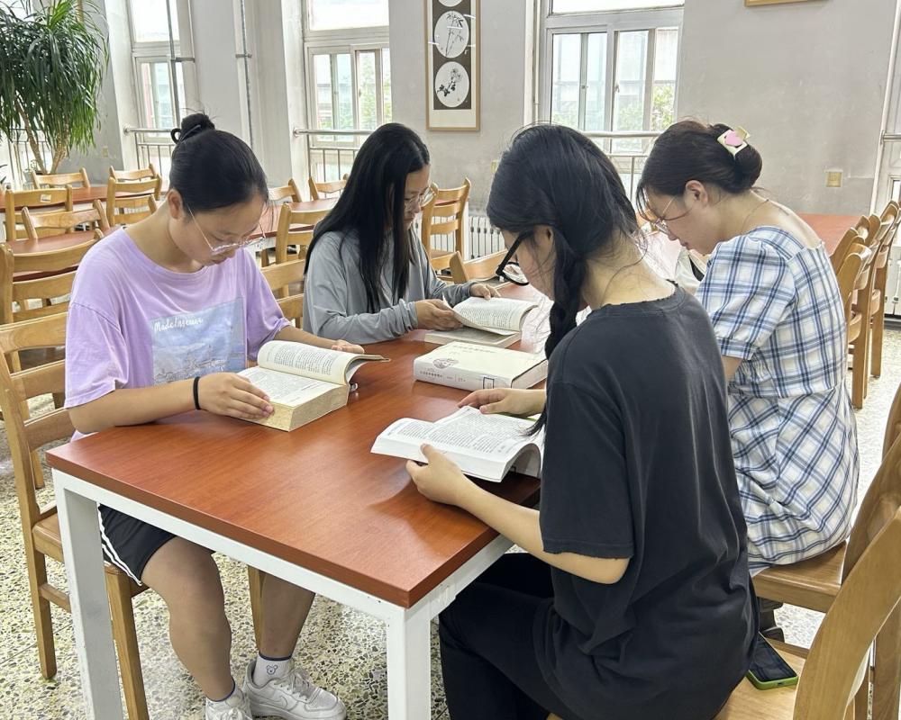 勞教綻華彩與時(shí)代齊飛 育人煥新姿共奮進(jìn)一色