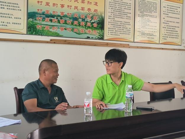 攜手調(diào)研求精確，拜訪宗祠引深省