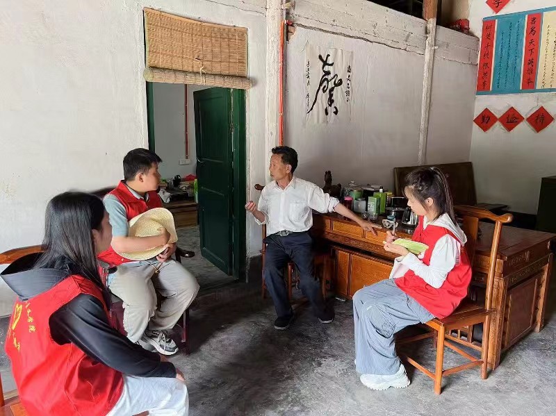 陜西理工大學(xué)三下鄉(xiāng)：探尋紅二十五軍舊址，走好新時代“長