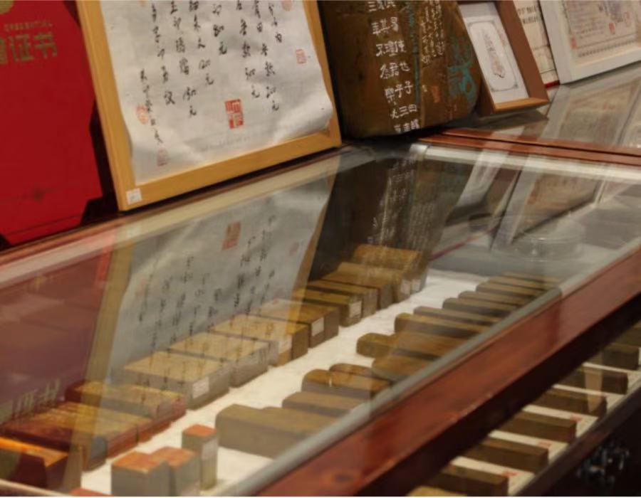 山東高校深入多地，探尋楷木雕刻非遺傳承密碼