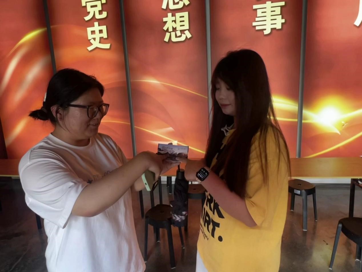 曲園學(xué)子社會實踐：品琉璃之韻，揚傳統(tǒng)文化