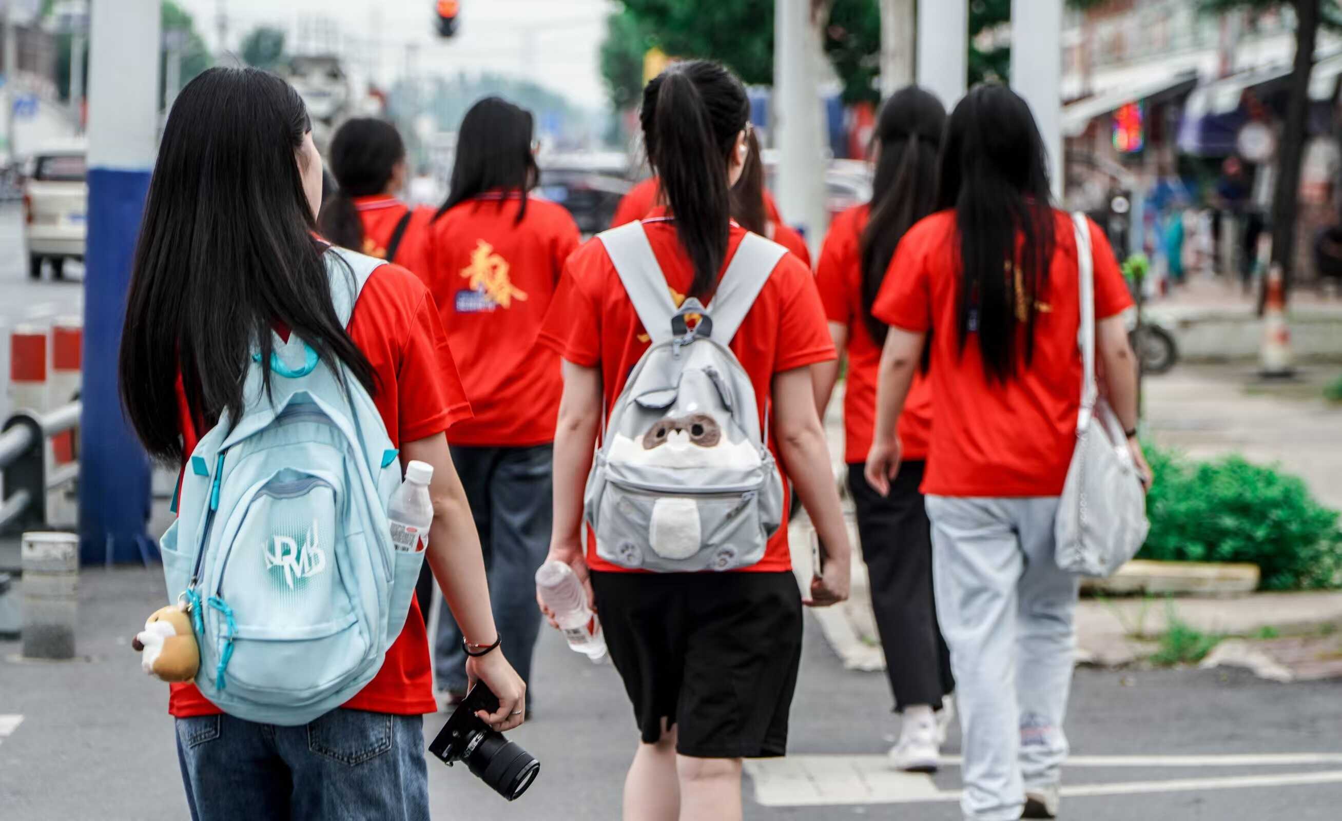 巢湖學(xué)院三下鄉(xiāng):青春筑夢(mèng)，共繪民族團(tuán)結(jié)新篇章