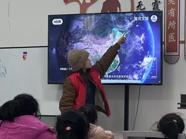 山東大學(xué)小樹林支教調(diào)研團(tuán)（威海）燭夢(mèng)隊(duì)支教以智育為根，促進(jìn)全面發(fā)展
